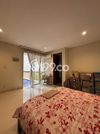Hunian Elit LB 343m2 Siap Huni Desain Elegan di Pondok Indah, Jakarta Selatan Hunian Elit LB 343m2 Siap Huni Desain Elegan di Pondok Indah, Jakarta Selatan