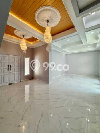 Dijual Rumah Premium dengan Fasilitas Sekitar Lengkap di Cinere, Depok Dijual Rumah Premium dengan Fasilitas Sekitar Lengkap di Cinere, Depok