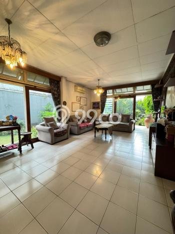 Rumah Elit LB 200m2 Siap Huni Desain Elegan di Gandaria, Jakarta Selatan Rumah Elit LB 200m2 Siap Huni Desain Elegan di Gandaria, Jakarta Selatan