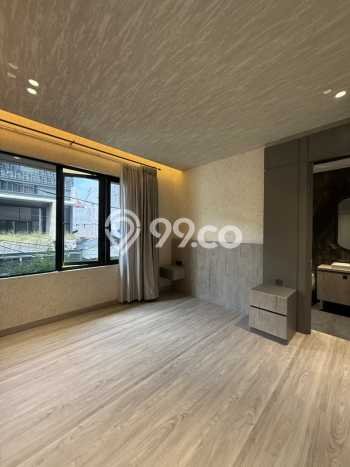 Rumah Elit LB 450m2 Siap Huni Desain Elegan di Pondok Indah, Jakarta Selatan Rumah Elit LB 450m2 Siap Huni Desain Elegan di Pondok Indah, Jakarta Selatan