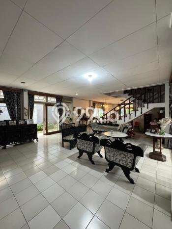 Rumah Elit LB 200m2 Siap Huni Desain Elegan di Gandaria, Jakarta Selatan Rumah Elit LB 200m2 Siap Huni Desain Elegan di Gandaria, Jakarta Selatan