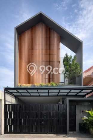 Rumah Elit Modern Tanpa Renovasi di Lebak Bulus Jakarta Selatan Rumah Elit Modern Tanpa Renovasi di Lebak Bulus Jakarta Selatan