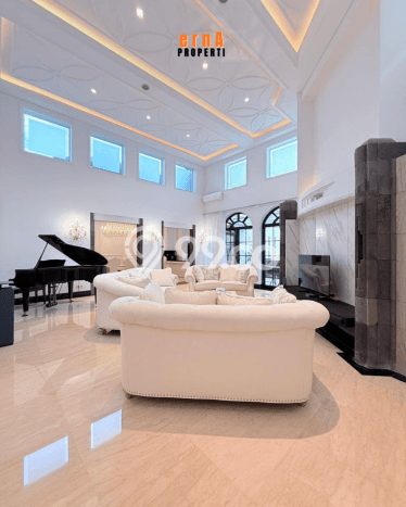 Hot Offer Hunian Premium Ideal dan Luas di Menteng, Jakarta Pusat Hot Offer Hunian Premium Ideal dan Luas di Menteng, Jakarta Pusat