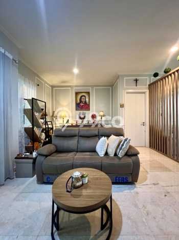 Rumah Luxury Modern Tanpa Renovasi di Lebak Bulus Jakarta Selatan Rumah Luxury Modern Tanpa Renovasi di Lebak Bulus Jakarta Selatan