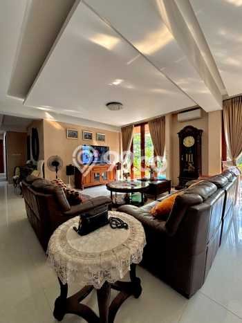 Dijual Rumah Premium dengan Fasilitas Sekitar Lengkap di Cilandak, Jakarta Selatan Dijual Rumah Premium dengan Fasilitas Sekitar Lengkap di Cilandak, Jakarta Selatan
