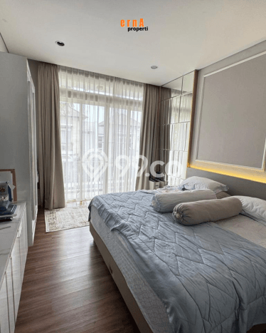Jual Rumah Mewah Megah Dengan View Eksklusif di Lebak Bulus, Jakarta Selatan Jual Rumah Mewah Megah Dengan View Eksklusif di Lebak Bulus, Jakarta Selatan