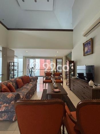 Hunian Elit LB 343m2 Siap Huni Desain Elegan di Pondok Indah, Jakarta Selatan Hunian Elit LB 343m2 Siap Huni Desain Elegan di Pondok Indah, Jakarta Selatan