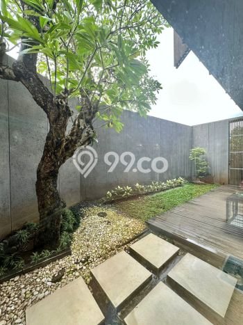 Rumah Luxury Modern Tanpa Renovasi di Pondok Indah Jakarta Selatan Rumah Luxury Modern Tanpa Renovasi di Pondok Indah Jakarta Selatan