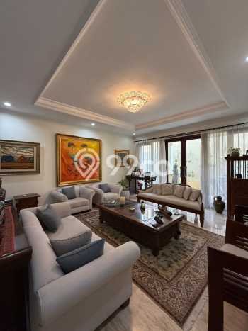 Jual Rumah Luas Elegan Dengan View Eksklusif di Ampera, Jakarta Selatan Jual Rumah Luas Elegan Dengan View Eksklusif di Ampera, Jakarta Selatan