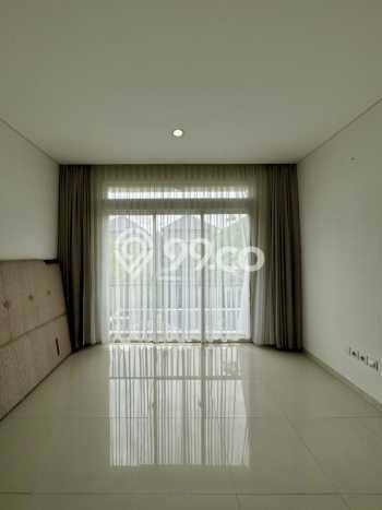 Ready to Use! Luxury House LT 105m2 Desain Modern di Lebak Bulus Ready to Use! Luxury House LT 105m2 Desain Modern di Lebak Bulus