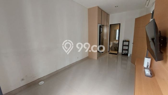 For Sale Rumah 3 Kamar Lokasi Strategis Bagus dan Strategis di BSD For Sale Rumah 3 Kamar Lokasi Strategis Bagus dan Strategis di BSD