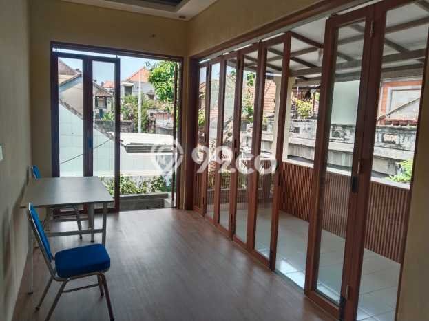 Rumah Disewakan Badung LT 300m2 LB 200m2 Area canggu Rumah Disewakan Badung LT 300m2 LB 200m2 Area canggu