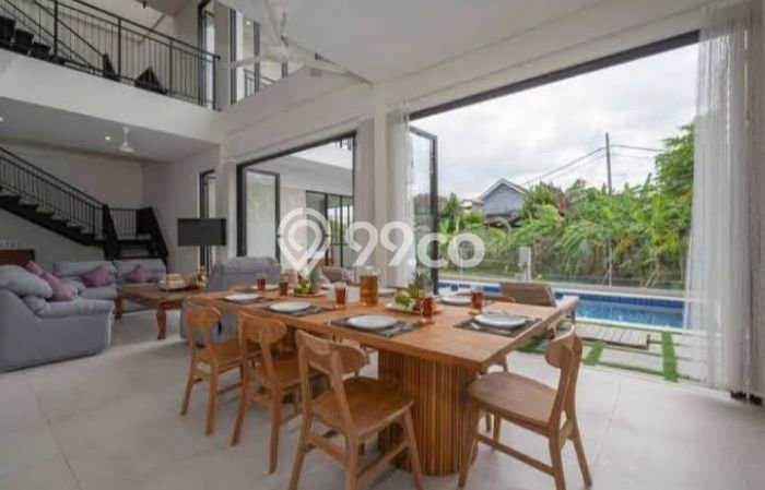 Peluang Bisnis! Vila Kawasan , Ukuran 270m2m², Area Premium dengan potensi meningkat Peluang Bisnis! Vila Kawasan , Ukuran 270m2m², Area Premium dengan potensi meningkat