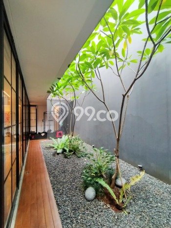 Jual Rumah Mewah Elegan Dengan View Cantik di Bintaro, Jakarta Selatan Jual Rumah Mewah Elegan Dengan View Cantik di Bintaro, Jakarta Selatan