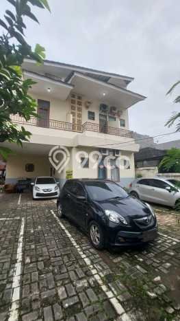 Siap Huni Rumah Mewah 23 Kamar di Kebayoran Baru Dekat ke Mana Pun Siap Huni Rumah Mewah 23 Kamar di Kebayoran Baru Dekat ke Mana Pun