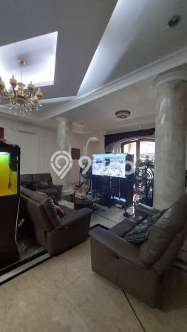 Hunian Mewah LB 2800m2 Siap Pakai Desain Elegan di Pondok Pinang, Jakarta Selatan Hunian Mewah LB 2800m2 Siap Pakai Desain Elegan di Pondok Pinang, Jakarta Selatan
