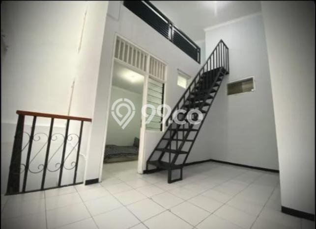 Jual Rumah Mewah Megah Dengan View Eksklusif di Kelapa Dua, Jakarta Barat Jual Rumah Mewah Megah Dengan View Eksklusif di Kelapa Dua, Jakarta Barat