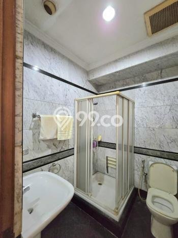 Siap Huni Rumah Mewah 6 Kamar di Kebayoran Baru Dekat ke Mana Pun Siap Huni Rumah Mewah 6 Kamar di Kebayoran Baru Dekat ke Mana Pun