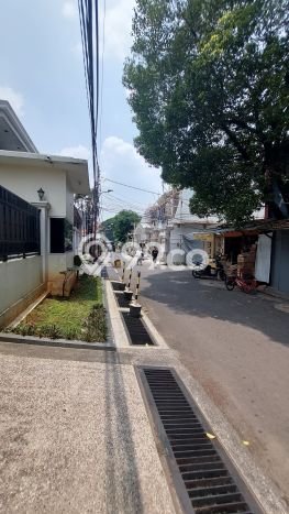 Hunian Mewah LB 2800m2 Siap Pakai Desain Elegan di Pondok Pinang, Jakarta Selatan Hunian Mewah LB 2800m2 Siap Pakai Desain Elegan di Pondok Pinang, Jakarta Selatan