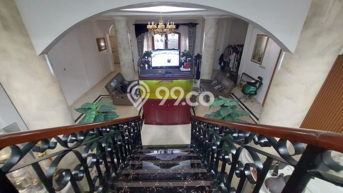 Hunian Mewah LB 2800m2 Siap Pakai Desain Elegan di Pondok Pinang, Jakarta Selatan Hunian Mewah LB 2800m2 Siap Pakai Desain Elegan di Pondok Pinang, Jakarta Selatan