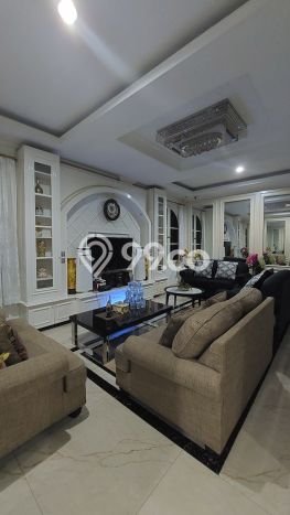 Hunian Mewah LB 2800m2 Siap Pakai Desain Elegan di Pondok Pinang, Jakarta Selatan Hunian Mewah LB 2800m2 Siap Pakai Desain Elegan di Pondok Pinang, Jakarta Selatan