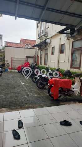 Siap Huni Rumah Mewah 23 Kamar di Kebayoran Baru Dekat ke Mana Pun Siap Huni Rumah Mewah 23 Kamar di Kebayoran Baru Dekat ke Mana Pun
