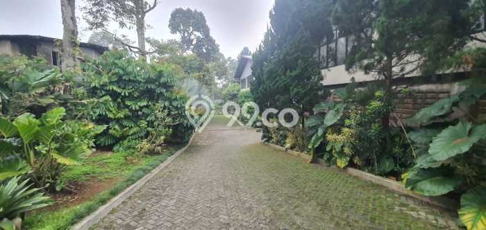Unit Gudang Dijual di Bogor LT 5400m2 & LB 2500m2 Unit Gudang Dijual di Bogor LT 5400m2 & LB 2500m2