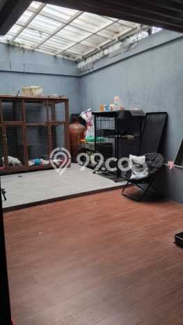 Siap Huni Hunian Elit 12 Kamar di Mampang Prapatan Dekat ke Mana Pun Siap Huni Hunian Elit 12 Kamar di Mampang Prapatan Dekat ke Mana Pun