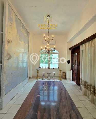 Hunian Mewah Dijual LT 685m2 di Menteng, Jakarta Pusat Hunian Mewah Dijual LT 685m2 di Menteng, Jakarta Pusat