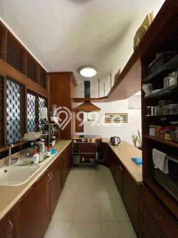 Hunian Elit LB 420m2 Siap Pakai Desain Elegan di Pejaten, Jakarta Selatan Hunian Elit LB 420m2 Siap Pakai Desain Elegan di Pejaten, Jakarta Selatan