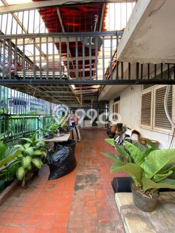 Rumah Luxury Modern Siap Huni di Senayan Jakarta Selatan Rumah Luxury Modern Siap Huni di Senayan Jakarta Selatan