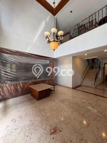 Rumah Luxury Modern Tanpa Renovasi di Pondok Indah Jakarta Selatan Rumah Luxury Modern Tanpa Renovasi di Pondok Indah Jakarta Selatan
