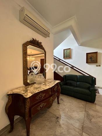 Rumah Eksklusif Siap Huni LT 667m2 di Kebayoran Baru, Jakarta Selatan Rumah Eksklusif Siap Huni LT 667m2 di Kebayoran Baru, Jakarta Selatan