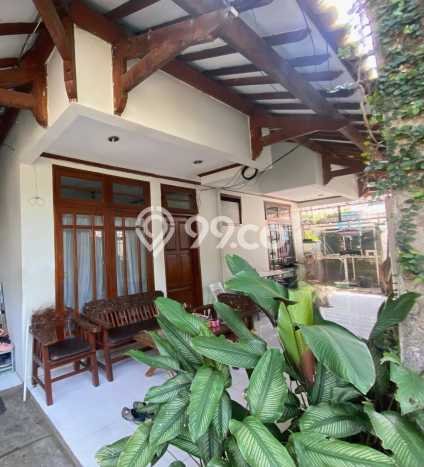 Rumah Luxury Modern Tanpa Renovasi di Fatmawati Jakarta Selatan Rumah Luxury Modern Tanpa Renovasi di Fatmawati Jakarta Selatan