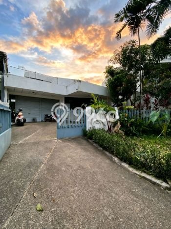 Rumah Luxury Modern Siap Huni di Pondok Indah Jakarta Selatan Rumah Luxury Modern Siap Huni di Pondok Indah Jakarta Selatan