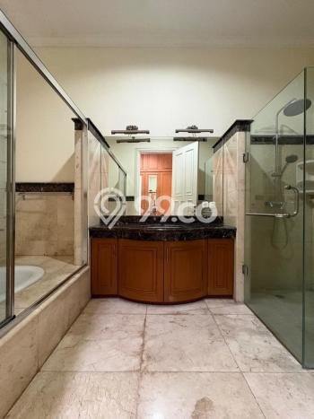 Hunian Mewah LB 600m2 Siap Huni Desain Elegan di Pondok Indah, Jakarta Selatan Hunian Mewah LB 600m2 Siap Huni Desain Elegan di Pondok Indah, Jakarta Selatan