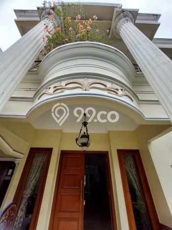 Dijual Rumah Premium dengan Fasilitas Sekitar Komplit di Cilandak, Jakarta Selatan Dijual Rumah Premium dengan Fasilitas Sekitar Komplit di Cilandak, Jakarta Selatan