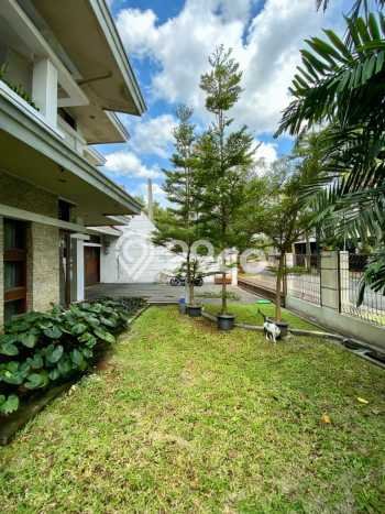 Hunian Elit LB 420m2 Siap Pakai Desain Elegan di Pejaten, Jakarta Selatan Hunian Elit LB 420m2 Siap Pakai Desain Elegan di Pejaten, Jakarta Selatan