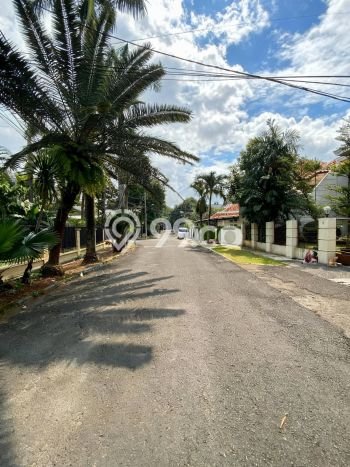 Hunian Elit LB 420m2 Siap Pakai Desain Elegan di Pejaten, Jakarta Selatan Hunian Elit LB 420m2 Siap Pakai Desain Elegan di Pejaten, Jakarta Selatan
