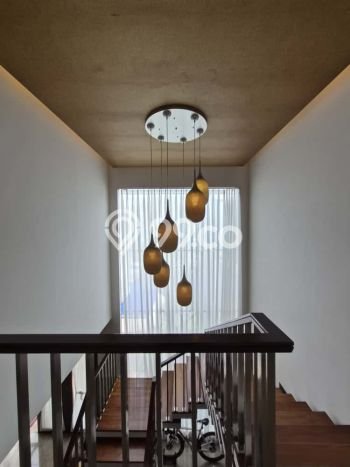 Rumah Elit Modern Siap Huni di Tanjung Barat Jakarta Selatan Rumah Elit Modern Siap Huni di Tanjung Barat Jakarta Selatan
