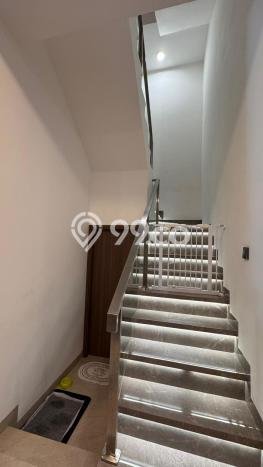 Jual Rumah Mewah Elegan Dengan View Cantik di Sunter, Jakarta Utara Jual Rumah Mewah Elegan Dengan View Cantik di Sunter, Jakarta Utara