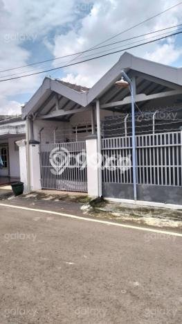 For Sale Rumah 2 Kamar Lokasi Strategis Bagus dan Strategis di Blimbing For Sale Rumah 2 Kamar Lokasi Strategis Bagus dan Strategis di Blimbing