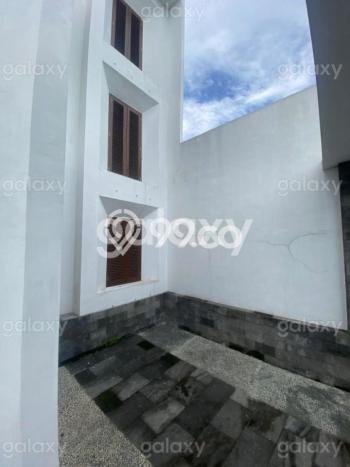 For Sale Rumah 5 Kamar Lokasi Strategis Bagus dan Strategis di Karangploso For Sale Rumah 5 Kamar Lokasi Strategis Bagus dan Strategis di Karangploso