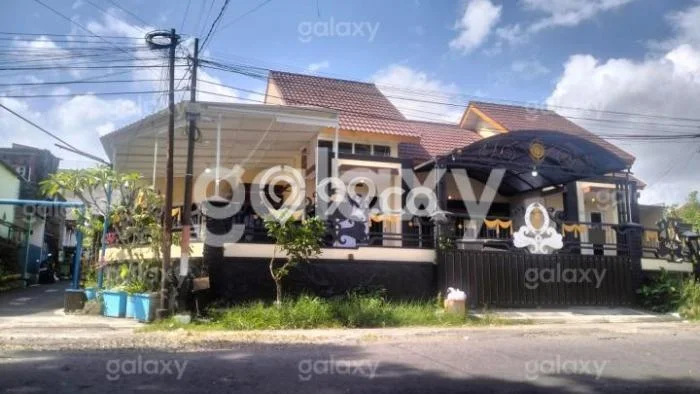 Rumah Strategis Minimalis Lb 220m2 di Lowokwaru, Malang Rumah Strategis Minimalis Lb 220m2 di Lowokwaru, Malang