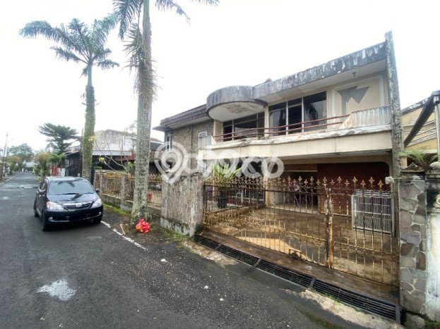 Dijual Rumah Premium dengan Fasilitas Sekitar Komplit di Sukun, Malang Dijual Rumah Premium dengan Fasilitas Sekitar Komplit di Sukun, Malang