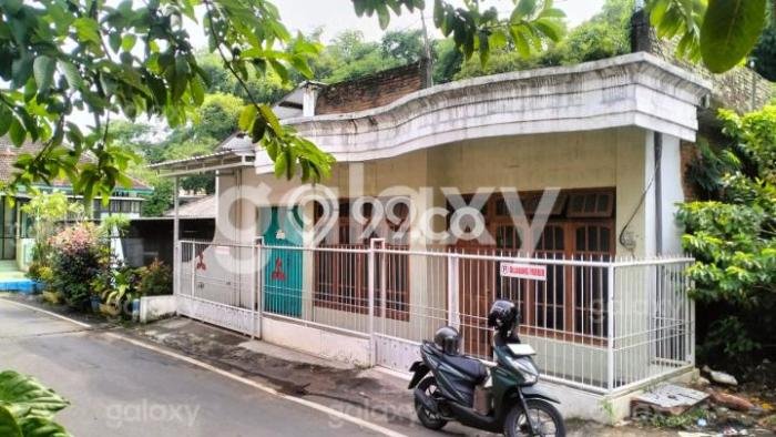 For Sale Rumah 4 Kamar Lokasi Strategis Nyaman dan Strategis di Lowokwaru For Sale Rumah 4 Kamar Lokasi Strategis Nyaman dan Strategis di Lowokwaru