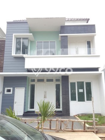 Rumah Elit Modern Tanpa Renovasi di Buaran Jakarta Timur Rumah Elit Modern Tanpa Renovasi di Buaran Jakarta Timur