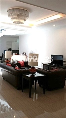 Siap Huni Rumah Mewah 3 Kamar di Menteng Dekat ke Mana Saja Siap Huni Rumah Mewah 3 Kamar di Menteng Dekat ke Mana Saja