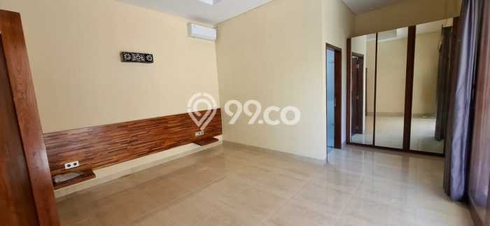 BISNIS POTENSIAL! Vila Kawasan , Area 240m2m², Hasil Tinggi BISNIS POTENSIAL! Vila Kawasan , Area 240m2m², Hasil Tinggi