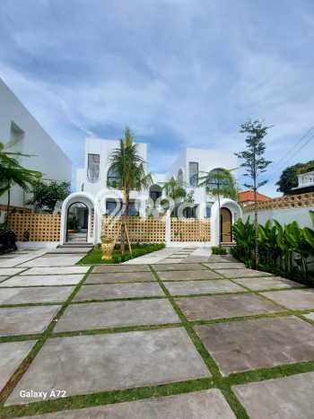 HARGA TERBAIK! Vila Kawasan Kuta Utara, Dimensi 246m2m², Lokasi Eksklusif dengan privasi terjaga HARGA TERBAIK! Vila Kawasan Kuta Utara, Dimensi 246m2m², Lokasi Eksklusif dengan privasi terjaga